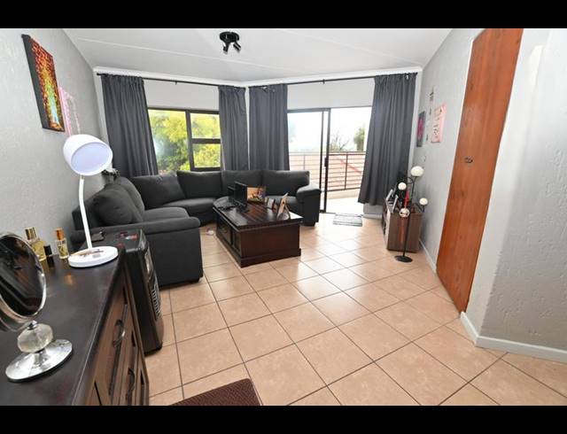 1 BEDROOM PROPERTY TO RENT IN PAULSHOF